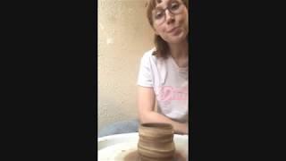 Learn to make agateware on the pottery wheel with different clay