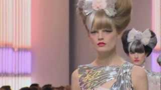 Chanel  Haute Couture Spring/Summer 2010 (Full HD)