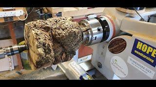 Woodturning - The Robinia Burr