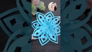 Easy Paper Snowflakes Paper Christmas decorations Tutorials