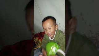 Aiden kom @playing with Balloon@with Mama Khuning chekhaibi