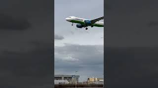 Uzbekistan airlines A320 NEO, on final for runway 27L.