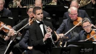 Andrea Fallico plays Van der Roost Clarinet Concerto