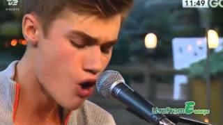 Kristoffer Rahbek - Hate That I Love You (Live at Go' Morgen Danmark)