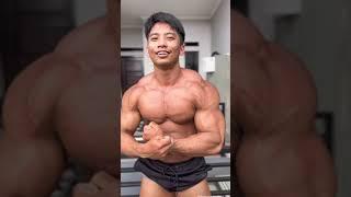 Binara Men Fitnes M Iqbal Fauzi Body Phose #fitnes #gym #shorts #binaraga #muscle #bicep #tricep(2)