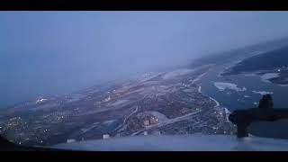 Заход и посадка в Новосибирске, красивые виды утреннего города из кабины самолета