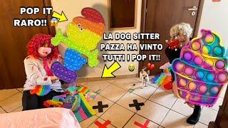 IL NOSTRO CAGNOLINO SCAMBIA POP-IT GIGANTI CON UNA DOG SITTER PAZZA!! *rarissimi*