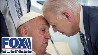 Pope Francis 'visibly uncomfortable' in 'bizarre' moment with Biden: Liz MacDonald