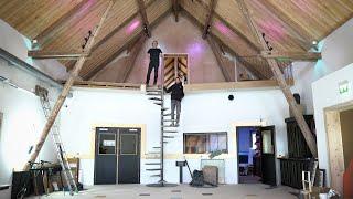 Big Barn Recording Studio - SPIRAL STAIRCASE