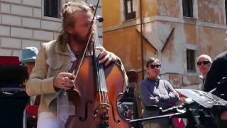 Street performance - Fabio Cavaggion live in Pantheon (Rome) 21/4/2017