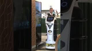 Kebap Salonunda Garson Robotlar Çalışıyor