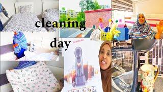 SOMALI MOM OF6 LIVING IN NEDERLAND/cleaning &organisatie