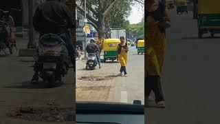 Bangalore Auto Driver with Bike taxi Boy #biketaxibangalore #autodrivers #rapido #ola