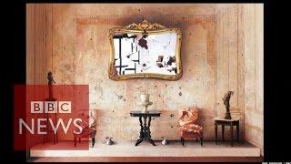 The artist who takes 17 years for a painting - BBC News