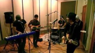 Foster the People - Pumped Up Kicks (Ratham Stone Cover) Real Feel Studios