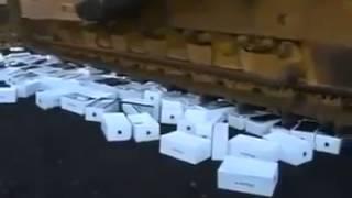 JOKEZONE   smuggling iphone   happen in Russia