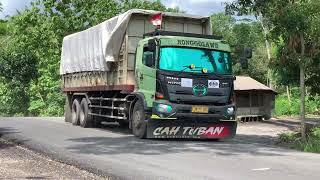 Truck muatan gula kirim ke PG Rejoso manis Indo