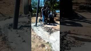 Perforación de pozos para beneficiar a productores