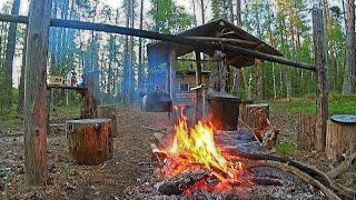 Уехали в глухую тайгу. Живём в избушке. Щуки монстры и окуни горбачи гнут спиннинги! Уха на костре.