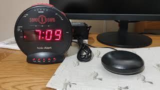 SUPER LOUD Sonic Bomb Alarm Clock with Bed Shaker - UK Version SBB500SS Geemarc Alarm Vibration Demo