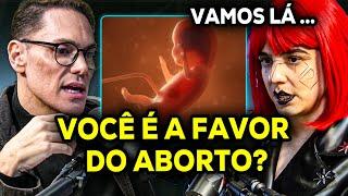 DEBATE ACALORADO - PADRE QUESTIONA FEMINISTA SOBRE O ABORTO! ESPECTRO CINZA E PADRE FÁBIO MARINHO