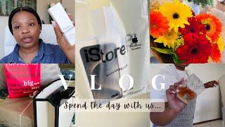 VLOG: Spend a couple of days with us| Hosting, Mini haul, Cleaning and many more...