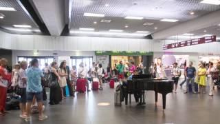 Stay with me - Sam Smith (Piano cover @ Orio al Serio airport)