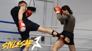 Martial Arts Showdown: Taekwondo vs. Kickboxing!