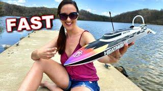 BEST BRUSHLESS FAST Self Righting RC Boat for Summer 2024! - Pro Boat Recoil 2 18"