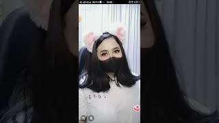 Ratu Melon Pake Baju Putih Di Siram Air