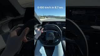 Peugeot E-3008 - 0-100 kmh Acceleration - 210HP GT -