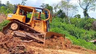 Wow! The highest Risk Job CAT D6R XL Cutting Hill On plantation road