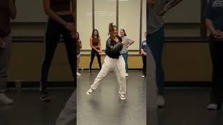 Chunnari Chunnari | BOLLYWOOD DANCE COVER | Workshop at Yale University by Eshani