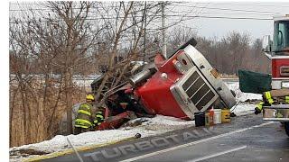 Extreme Logging Trucks Extreme Dangerous Fastest Big Chainsaw Cutting Tree Machines 13