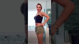 Help me with my outfit - Sexy girl periscope live videos_0016