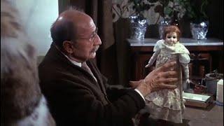 Wait Until Dark   (1967) - Opening Credits Scene of woman carrying doll stuffed with heroin
