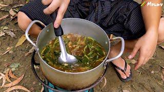 Hot & Sour Water Spinach Soup with Dried Shrimp  and  Style Dried Chilli Paste  -  Simple Meal