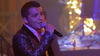 Christian Nodal – Me dejé llevar (Lluvia de Luces JG Music)