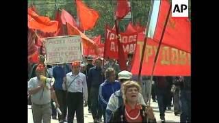 RUSSIA: COMMUNIST SUPPORTERS STAGE ANTI GOVERNMENT MARCH