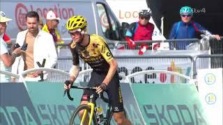 Tom Dumoulin run up to help Sepp Kuss after huge crash on Tour de France 2023. Team Jumbo-Visma
