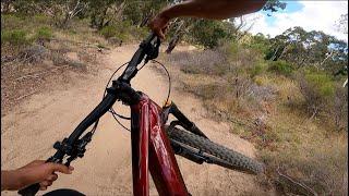 BEST FLOW TRAILS Riding the La Larr Ba Gauwa Park Mountain Bike Trails (Harcourt)