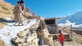 Carpentry: Mother's art of making snow from several pressure points