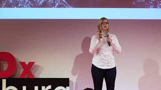 Digitale Medien und die Kommunikation von heute | Jutta Zeisset | TEDxFreiburg