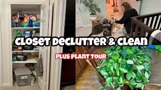 ANOTHER CLOSET DECLUTTER & CLEAN / And a look at how my plants are doing