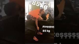 very strong turkish gym girl squat lift and carry 71 kg - 80 kg - 85 kg and 95 kg of 4 guys