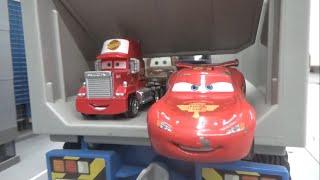 Disney Cars Dumptruck toys play