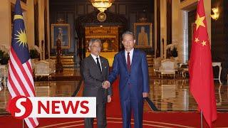 King grants audience to China's NPC standing committee chief Zhao Leji