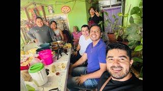 Comiendo en el Rancho de comanjilla