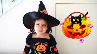 Amira pretends to play Halloween 