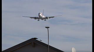 4K | B737-86N - Travel Service "Low approach over Innsbruck City" | 01.2023